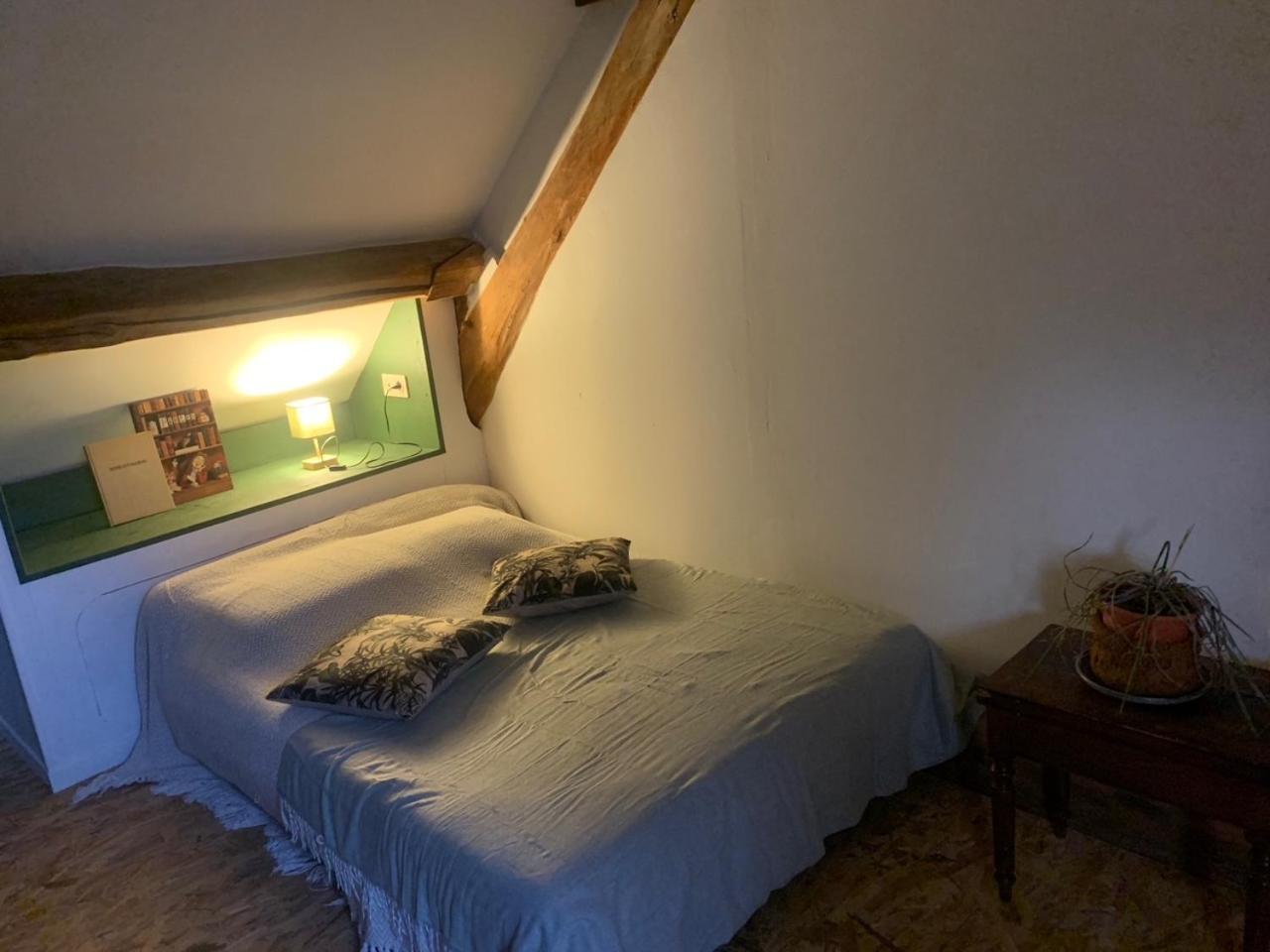 Bed and Breakfast Au Joyeux Lureau à Touquin Extérieur photo